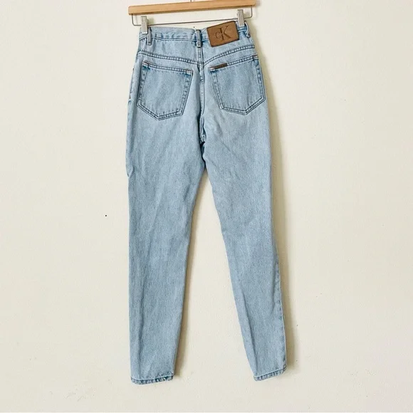 Vintage CK Calvin Klein SIZE 4 blue high rise tapered jeans - Picture 9 of 10